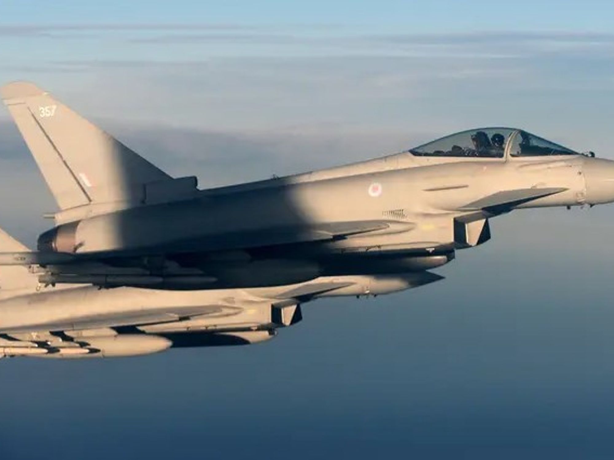 Mbretëria e Bashkuar dërgon katër aeroplanë shtesë Typhoon në Katar, thotë kryeministri Starmer Mbretëria e Bashkuar dërgon katër aeroplanë shtesë Typhoon në Katar, thotë kryeministri Starmer