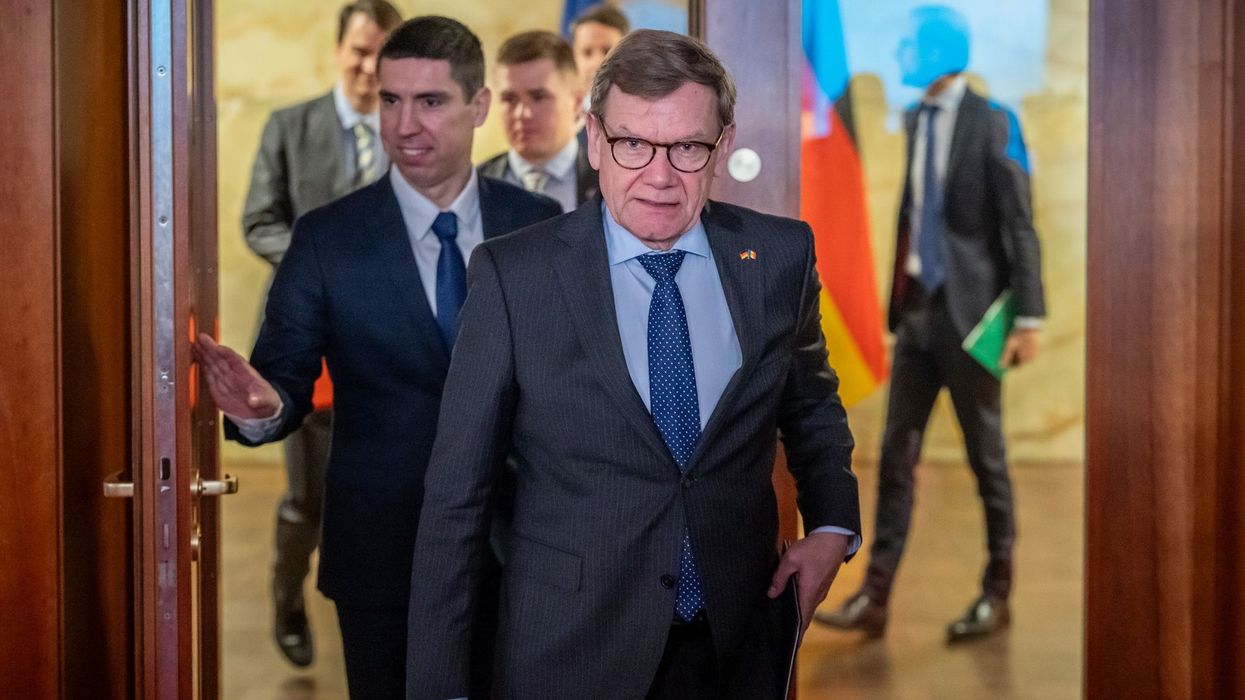 Gjermania premton 200 milionë euro për Kievin për të mbrojtur infrastrukturën energjetike Gjermania premton 200 milionë euro për Kievin për të mbrojtur infrastrukturën energjetike