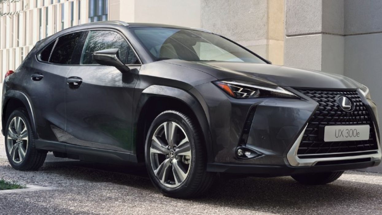 Lexus UX 300e elektrik "zhduket nga tregjet" Lexus UX 300e elektrik