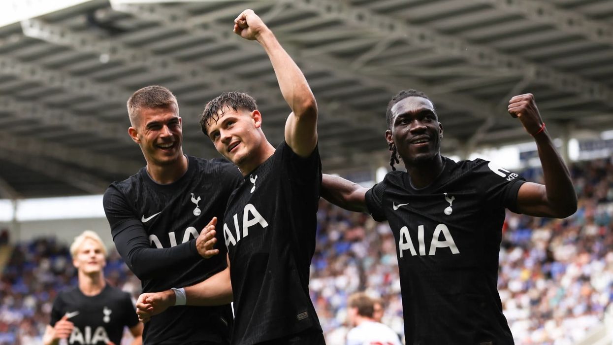 Barcelona nis bisedimet me agjentin e yllit të Tottenhamit Barcelona nis bisedimet me agjentin e yllit të Tottenhamit