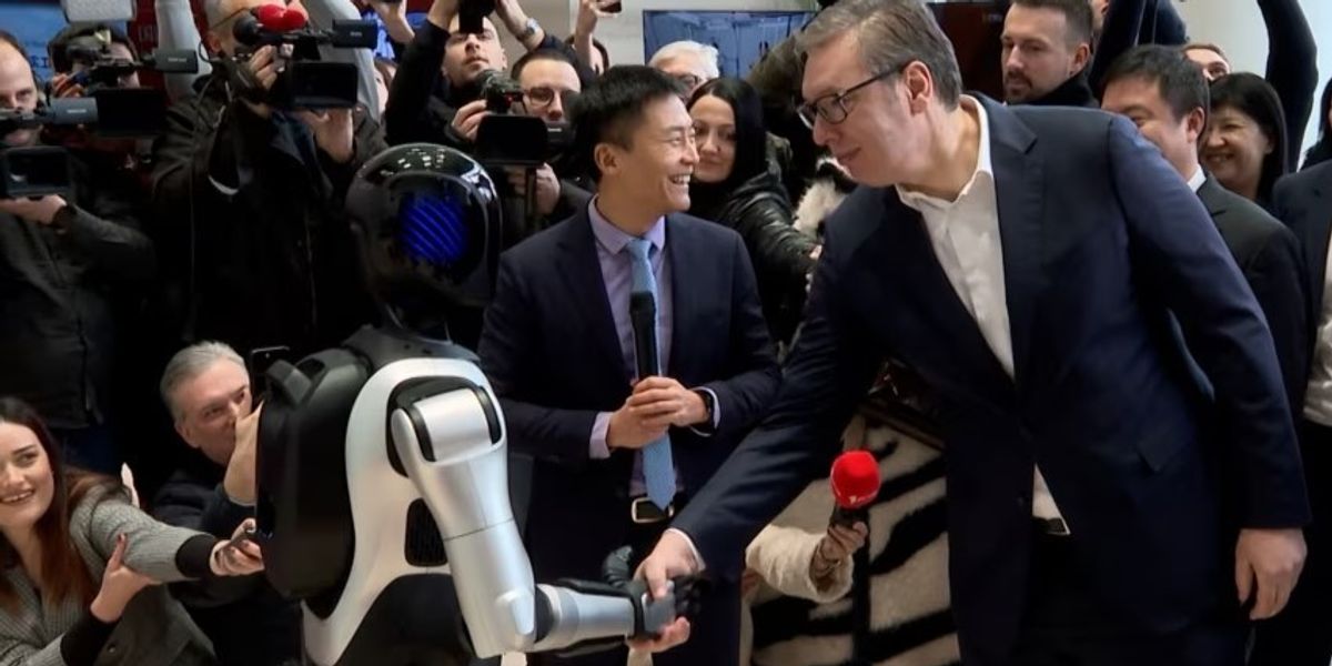 Robotët kinezë në Ushtrinë e Serbisë Robotët kinezë në Ushtrinë e Serbisë