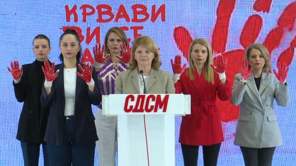 “Me duar të përgjakura”, Shukova kërkon dorëheqjen e Toshkovskit pas tragjedive të fundit me dhunën në familje “Me duar të përgjakura”, Shukova kërkon dorëheqjen e Toshkovskit pas tragjedive të fundit me dhunën në familje