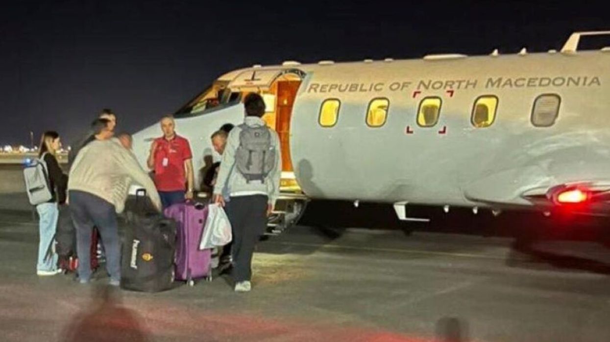 Sot fillon evakuimi i shtetasve të Maqedonisë nga Lindja e Mesme Sot fillon evakuimi i shtetasve të Maqedonisë nga Lindja e Mesme