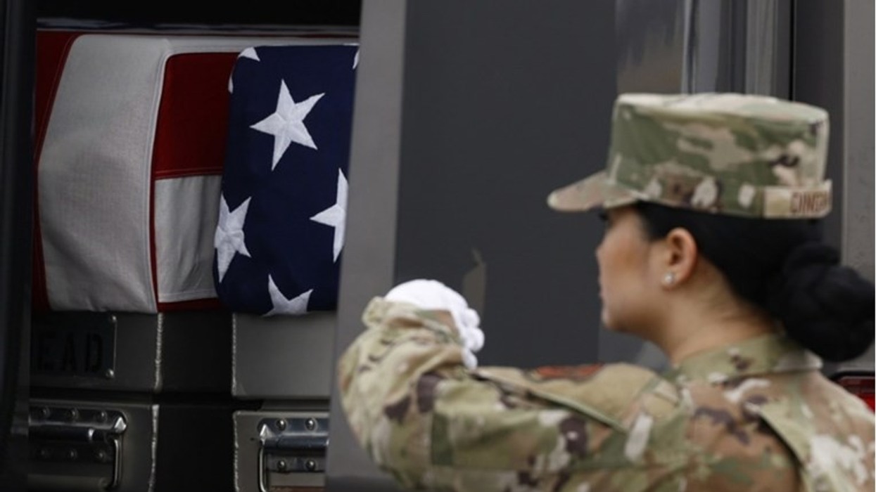 Konfirmohet vdekja e ushtarit të shtatë amerikan në luftën me Iranin