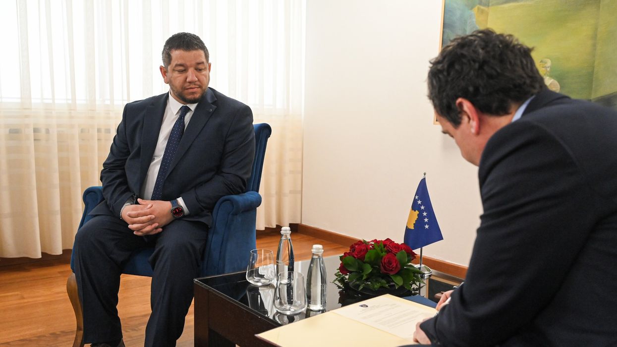Besart Jashari emërohet zëvendësministër në Ministrinë për Punë, Familje dhe Vlerat e Luftës Çlirimtare Besart Jashari emërohet zëvendësministër në Ministrinë për Punë, Familje dhe Vlerat e Luftës Çlirimtare