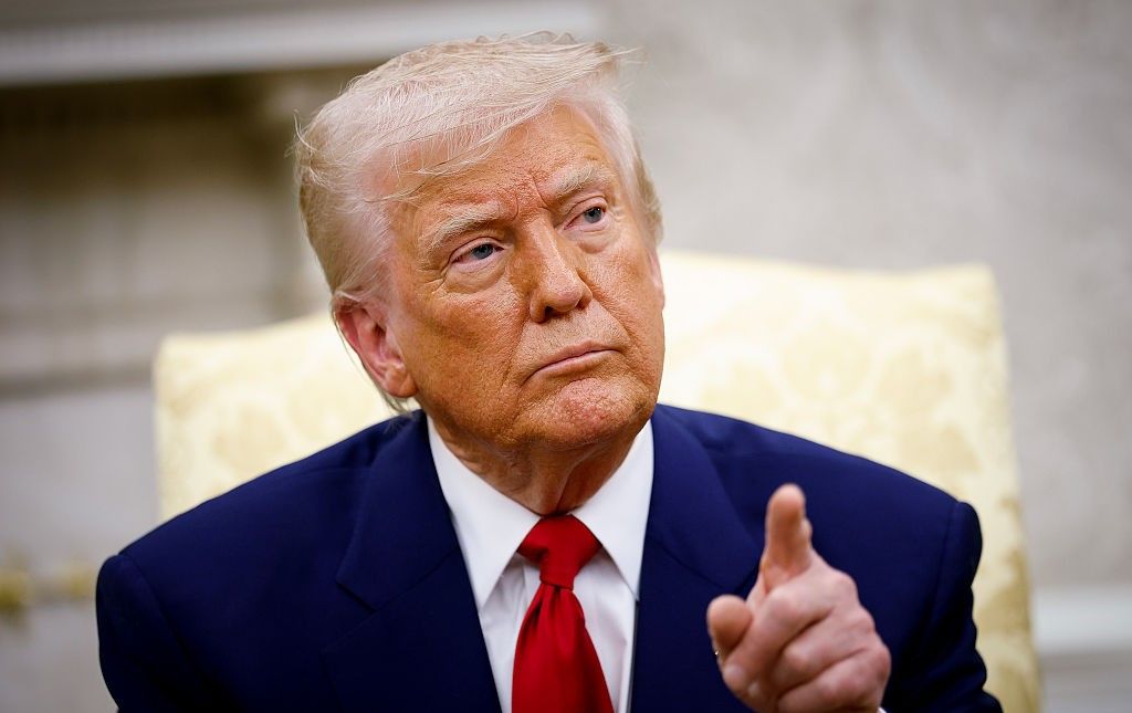 Trump thotë se lufta kundër Iranit është 'gati e përfunduar' Trump thotë se lufta kundër Iranit është 'gati e përfunduar'