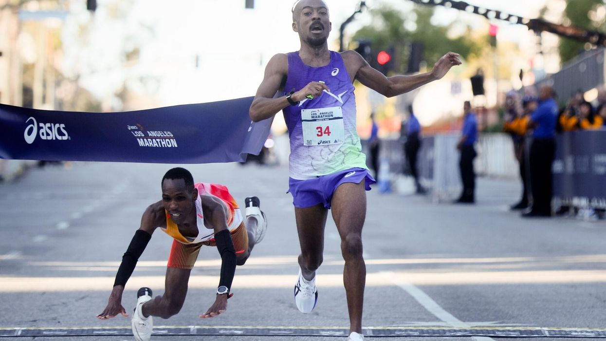 Maratona e Los Anxhelosit vendoset me një të qindtën e sekondës! Maratona e Los Anxhelosit vendoset me një të qindtën e sekondës!