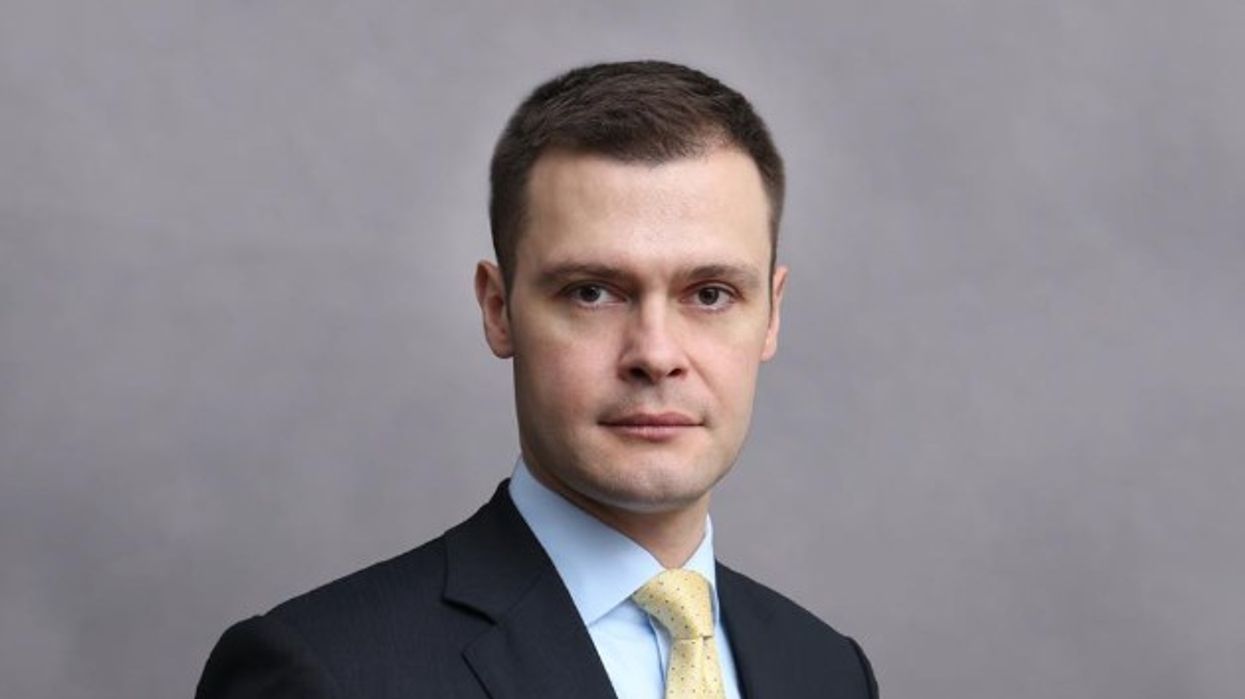 Masa e përkohshme ndaj dekretit të Osmanit, juristi Sejdiu: Në këtë situatë drejtësia kushtetuese duhet të vijë brenda ditësh, jo javësh Masa e përkohshme ndaj dekretit të Osmanit, juristi Sejdiu: Në këtë situatë drejtësia kushtetuese duhet të vijë brenda ditësh, jo javësh