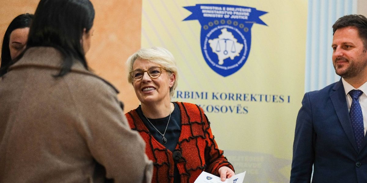 100 kadetë të rinj i shtohen Shërbimit Korrektues të Kosovës 100 kadetë të rinj i shtohen Shërbimit Korrektues të Kosovës