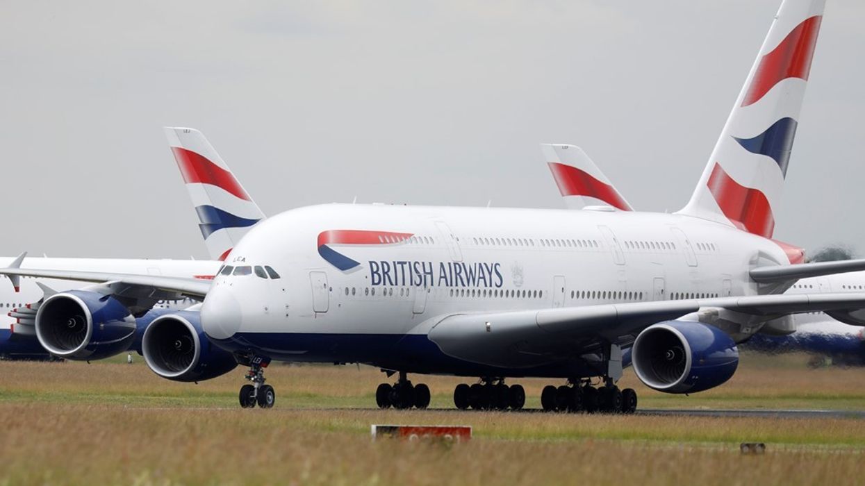 British Airways anulon fluturimet drejt Abu Dhabit British Airways anulon fluturimet drejt Abu Dhabit