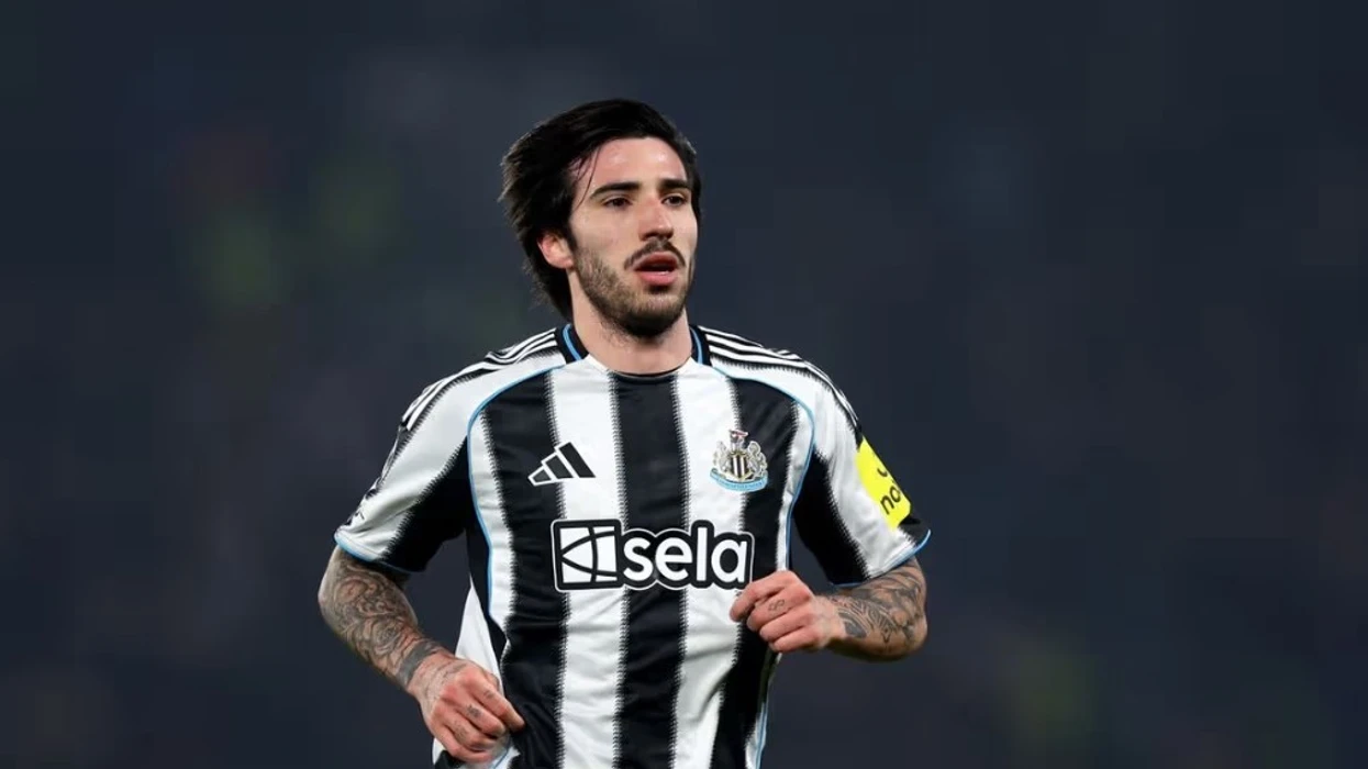 Gjiganti i Ligës Premier me ofertë 100 milionë eurosh për Sandro Tonalin