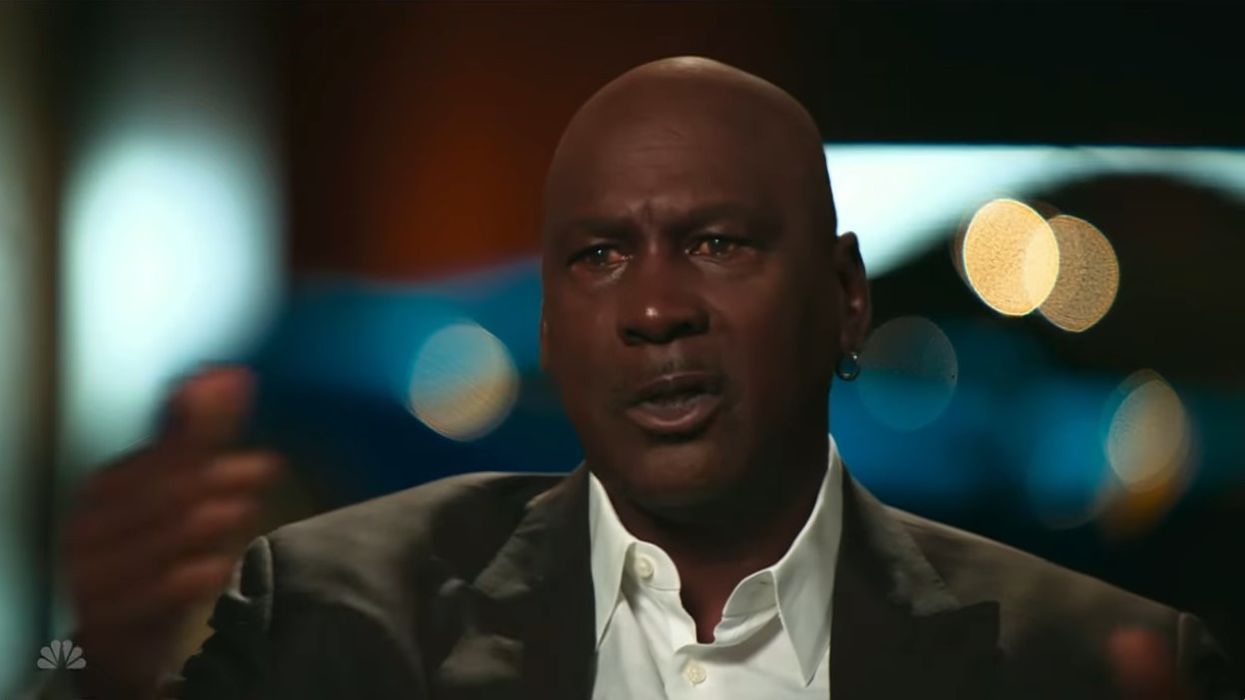 Michael Jordan i përgjigjet pyetjes nëse është basketbollisti më i mirë në histori Michael Jordan i përgjigjet pyetjes nëse është basketbollisti më i mirë në histori