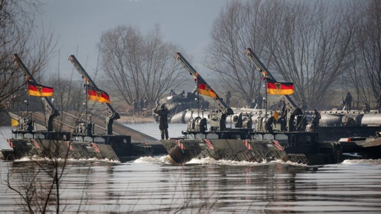 Gjermania tejkaloi Kinën, bëhet eksportuesi i katërt më i madh i armëve në botë