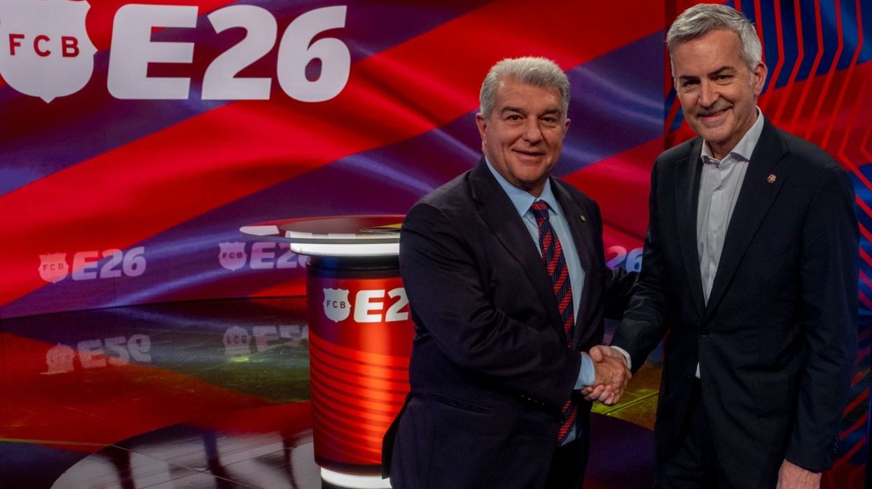 Laporta përplaset me Font në debatin e nxehtë para zgjedhjeve presidenciale: Nuk ke ndjenjë turpi, agjenti i Haaland e ka mohuar Laporta përplaset me Font në debatin e nxehtë para zgjedhjeve presidenciale: Nuk ke ndjenjë turpi, agjenti i Haaland e ka mohuar