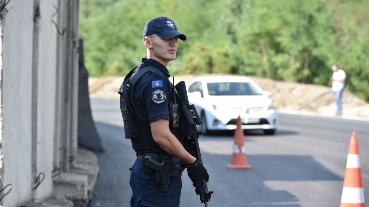 Nesër protestë në pikën kufitare të Jarinës, MPJD këshillon qytetarët të përdorin rrugë alternative Nesër protestë në pikën kufitare të Jarinës, MPJD këshillon qytetarët të përdorin rrugë alternative