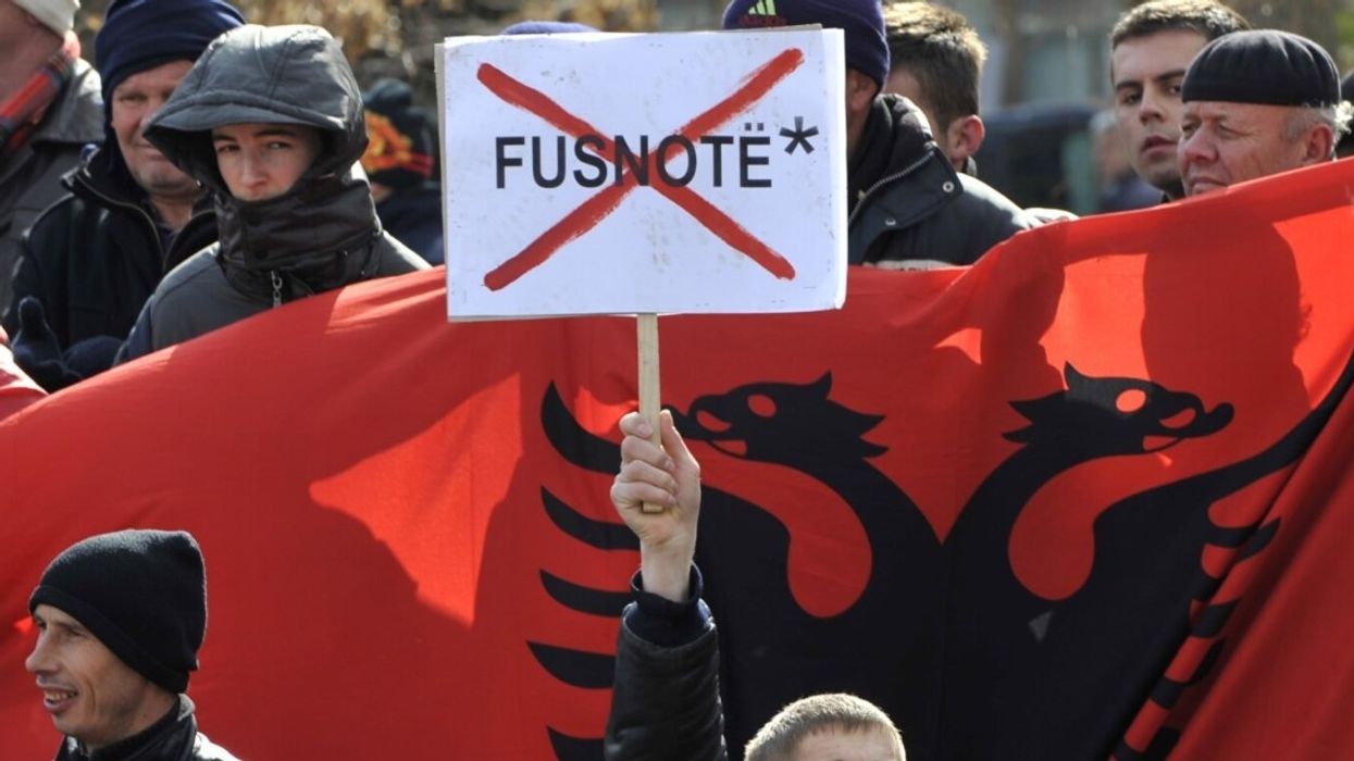 Heqja e fusnotës vlerësohet hap pozitiv për Kosovën Heqja e fusnotës vlerësohet hap pozitiv për Kosovën