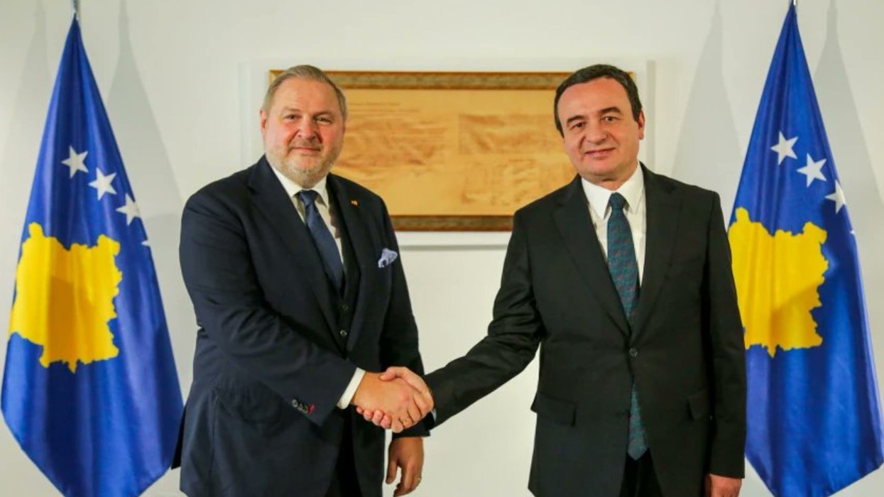 Terras përshëndet lehtësirat e Qeverisë ndaj qytetarëve serbë: Marrëveshje e dobishme për BE-në dhe Kosovën