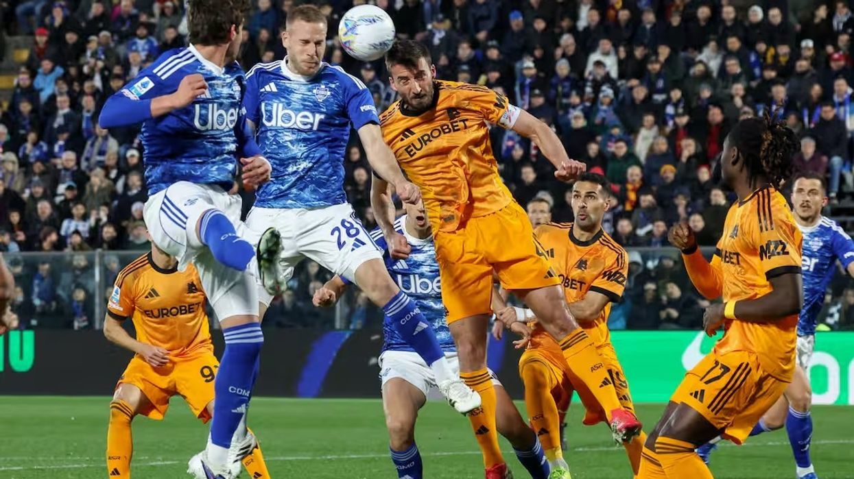 Como me përmbysje triumfon ndaj Romës dhe ngjitët në top katër të Serie A Como me përmbysje triumfon ndaj Romës dhe ngjitët në top katër të Serie A