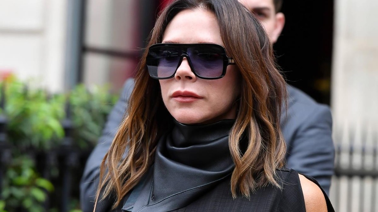 Flokë të hollë dhe pa volum: Frizeri i Victoria Beckham tregon zgjidhjen