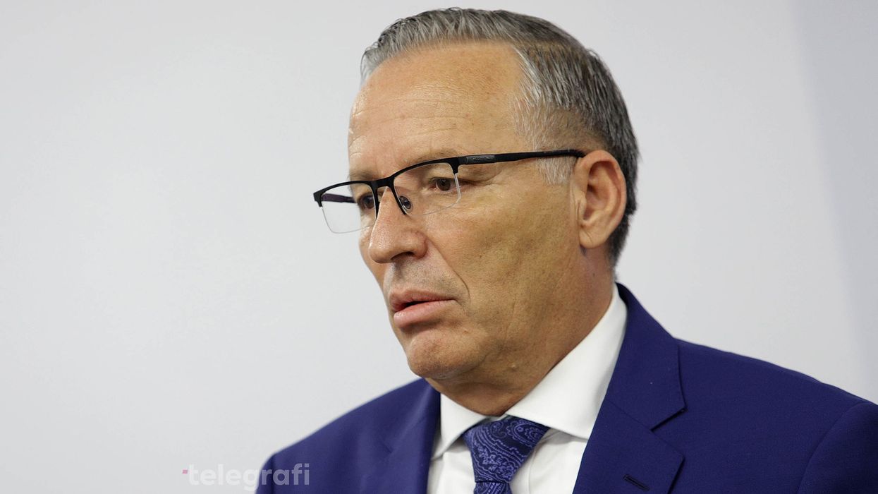 Rasti tragjik në Vjenë, Hamza: Në këto momente të vështira, me mendje e zemër jemi pranë familjarëve të viktimave Rasti tragjik në Vjenë, Hamza: Në këto momente të vështira, me mendje e zemër jemi pranë familjarëve të viktimave