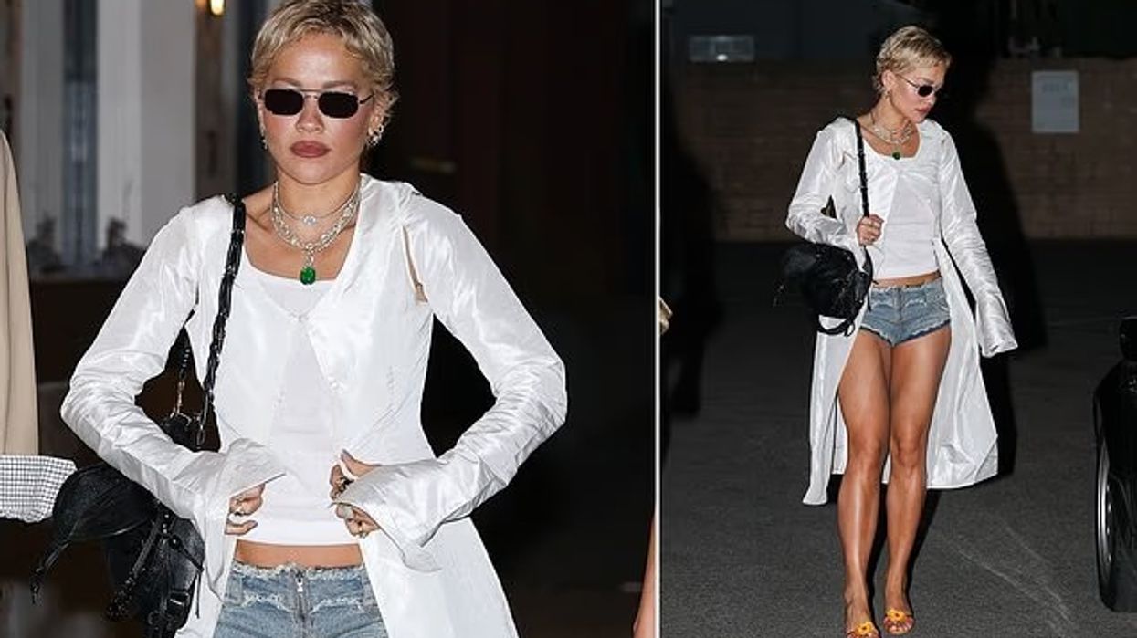 Rita Ora tregon këmbët e tonifikuara në xhinse të shkurtra, ndërsa vazhdon të tërheq vëmendje me modelin e ri të flokëve Rita Ora tregon këmbët e tonifikuara në xhinse të shkurtra, ndërsa vazhdon të tërheq vëmendje me modelin e ri të flokëve