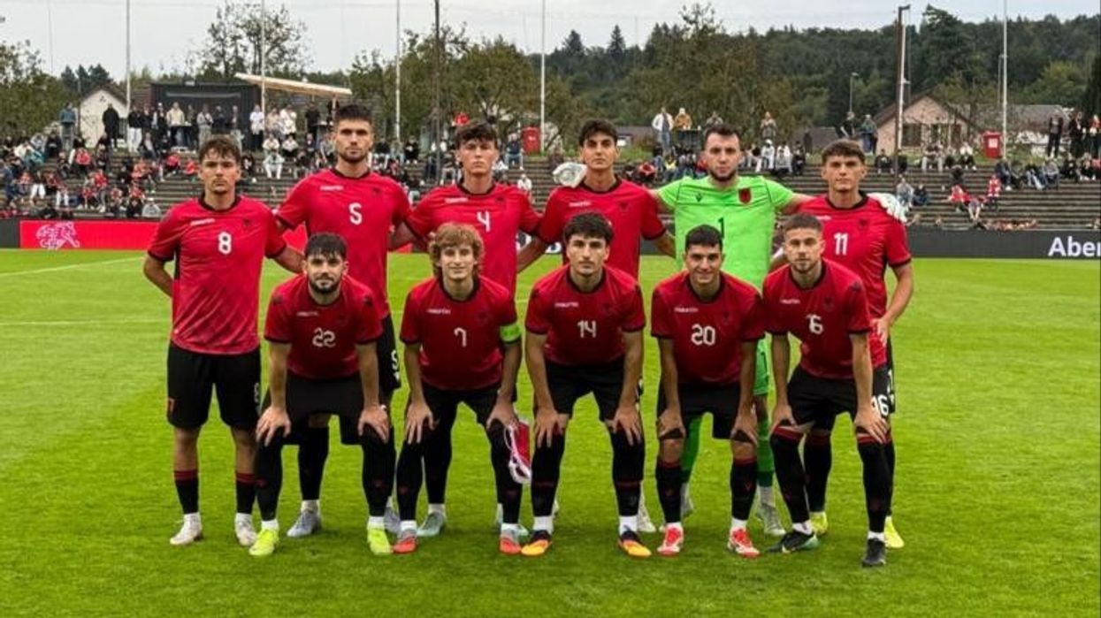Gjashtë futbollistë të rinj të Shqipëria U21, Alban Bushi publikon listën për miqësoren e marsit Gjashtë futbollistë të rinj të Shqipëria U21, Alban Bushi publikon listën për miqësoren e marsit