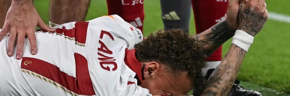Noa Lang reagon për herë të parë nga spitali pas lëndimit të tmerrshëm ndaj Liverpoolit Noa Lang reagon për herë të parë nga spitali pas lëndimit të tmerrshëm ndaj Liverpoolit