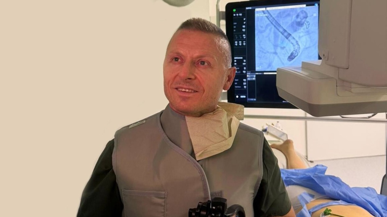 ERCP në kirurgjinë abdominale: Trajtimi minimal invaziv i sëmundjeve hepatobiliare dhe pankreatike