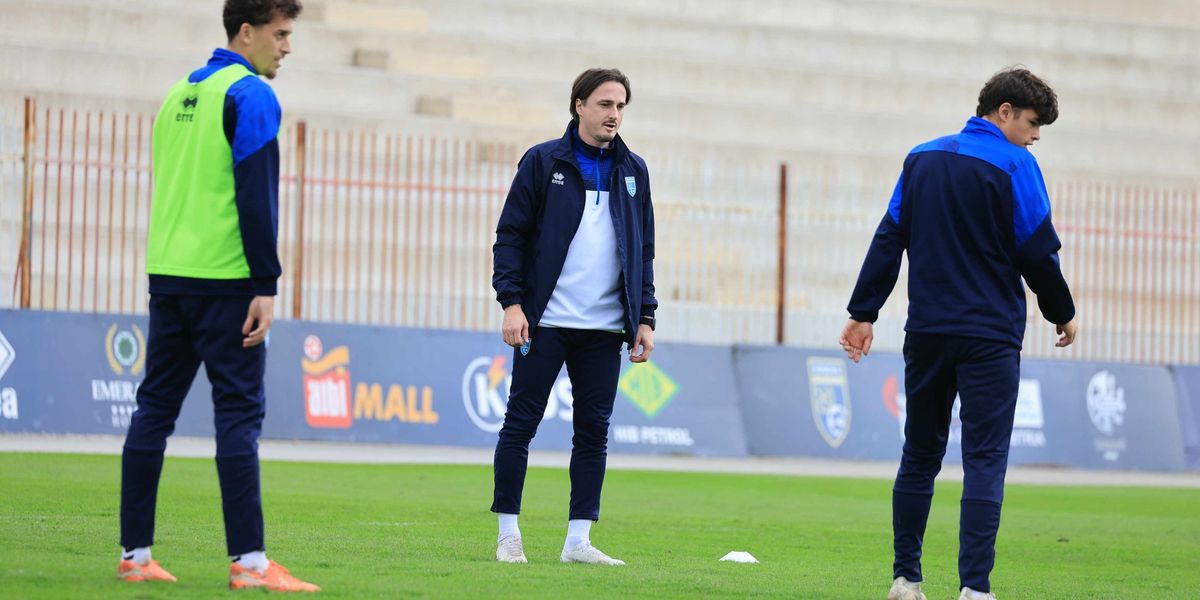 Hekuran Kryeziu publikon listën e Kosovës U-21 për kualifikueset e Euro 2027, të ftuar shumë lojtarë të Superligës Hekuran Kryeziu publikon listën e Kosovës U-21 për kualifikueset e Euro 2027, të ftuar shumë lojtarë të Superligës
