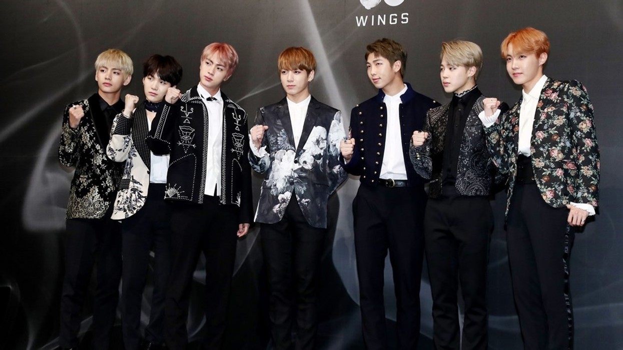 Anëtarët e grupit BTS u liruan nga ushtria dhe po kthehen në koncerte, i pari mbahet sot në Seul