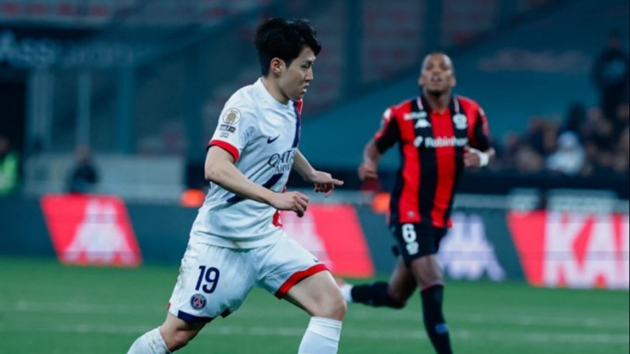 PSG triumfon bindshëm ndaj Nice dhe rimerr kreun e Ligue 1 PSG triumfon bindshëm ndaj Nice dhe rimerr kreun e Ligue 1