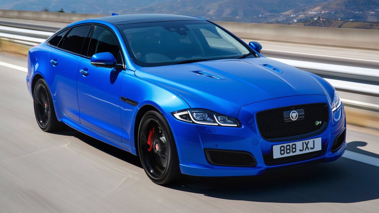 Jaguar kishte katër vetura të reja në zhvillim përpara se makina elektrike e tipit 00 t'i ‘vriste’ ato