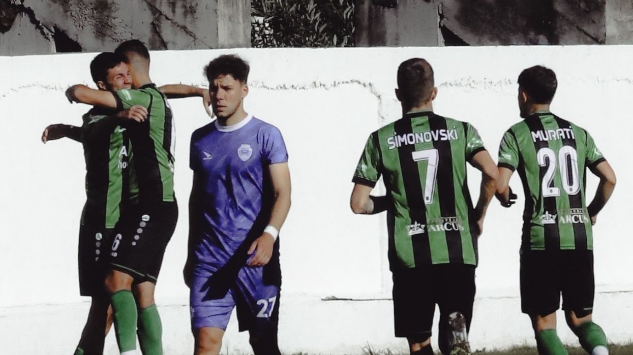 Nuk ndodhi mrekullia, Shkupi edhe pse me dy gola epërsi dhe një lojtar më shumë humbi nga Bashkimi Nuk ndodhi mrekullia, Shkupi edhe pse me dy gola epërsi dhe një lojtar më shumë humbi nga Bashkimi
