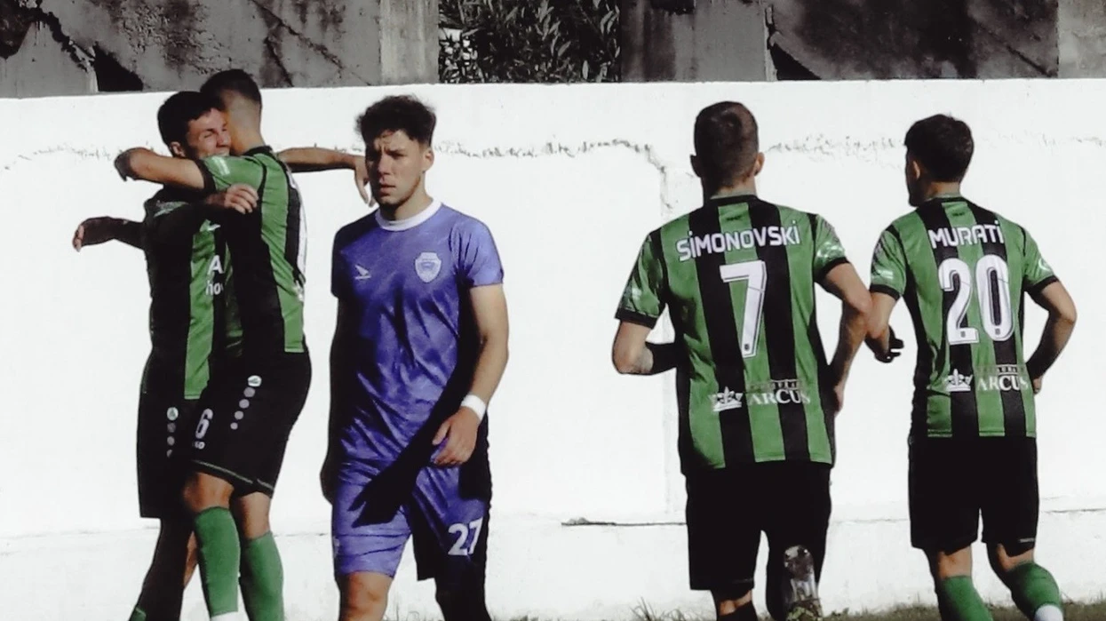 Nuk ndodhi mrekullia, Shkupi edhe pse me dy gola epërsi dhe një lojtar më shumë humbi nga Bashkimi