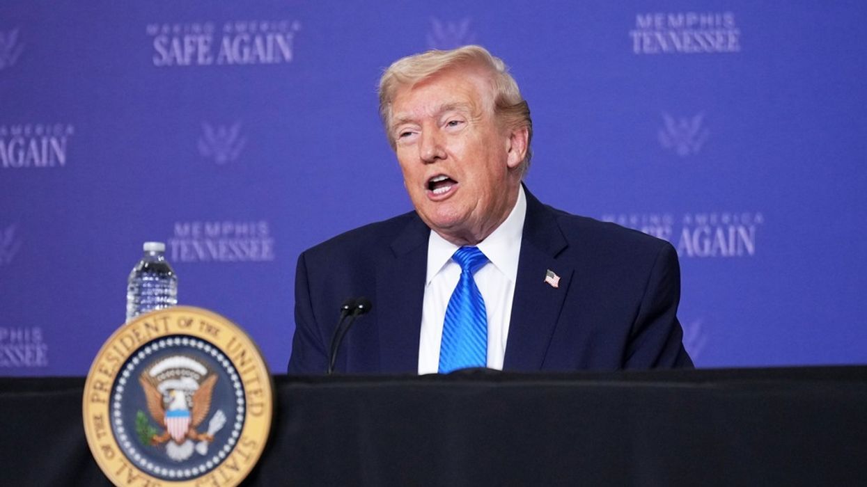 Trump këmbëngul, thotë se bisedimet me Iranin kanë qenë shumë të mira Trump këmbëngul, thotë se bisedimet me Iranin kanë qenë shumë të mira