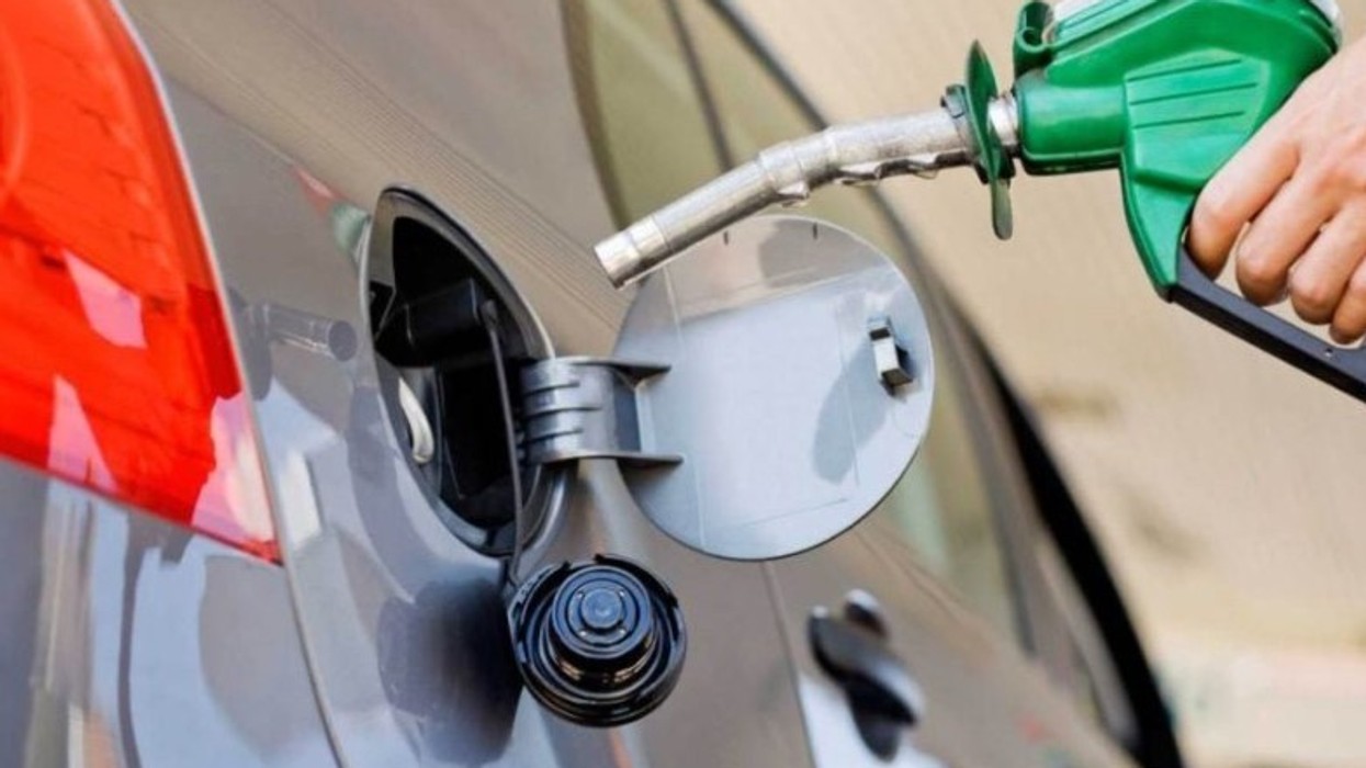 A duhet të ulet TVSH-ja për naftën, çfarë thonë njohësit e ekonomisë?