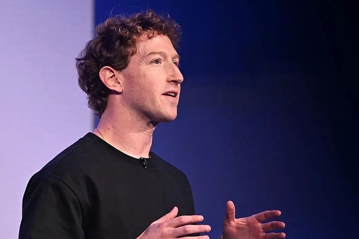 Mark Zuckerberg po ndërton një "robot AI" për ta ndihmuar në drejtimin e kompanisë dhe për të mbetur konkurrues Mark Zuckerberg po ndërton një