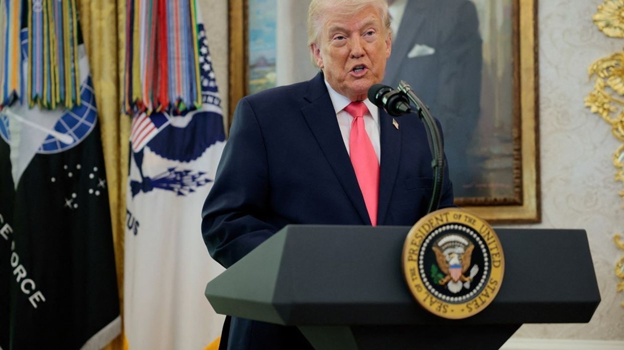 Trump: Irani dëshiron shumë të bëjë një marrëveshje Trump: Irani dëshiron shumë të bëjë një marrëveshje