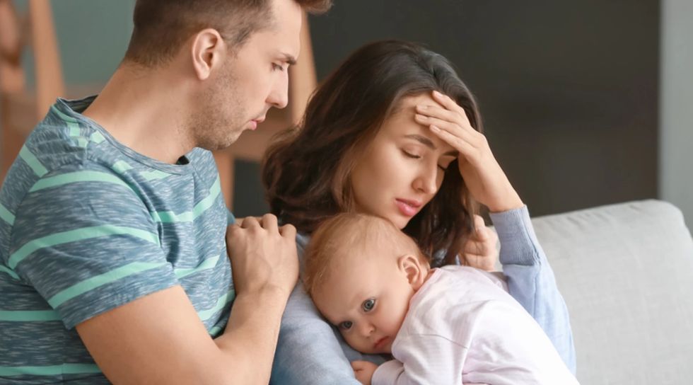 Martesa e palumtur prek më shumë nënat se baballarët: Terapia, ndarja apo një fillim i ri?