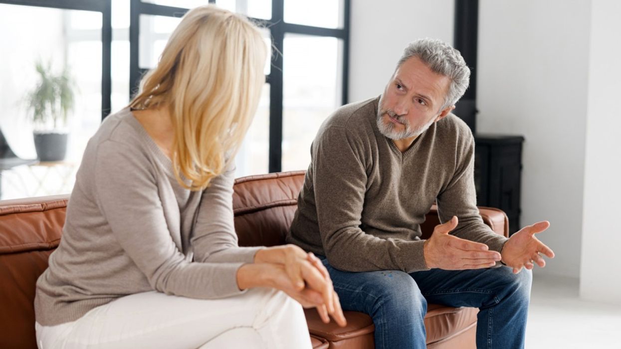 Kur të folurit ngadalësohet - një shenjë e hershme e rënies njohëse dhe Alzheimerit Kur të folurit ngadalësohet - një shenjë e hershme e rënies njohëse dhe Alzheimerit