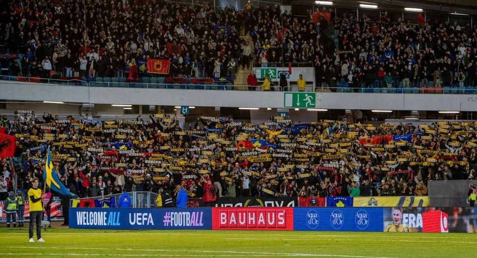 Sllovakia blindon tribunat, por frika nga ‘pushtimi’ i tifozëve të Kosovës mbetet