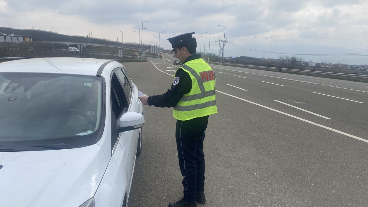 Shtohen kontrollet në trafik në Ferizaj, 194 gjoba brenda 24 orëve