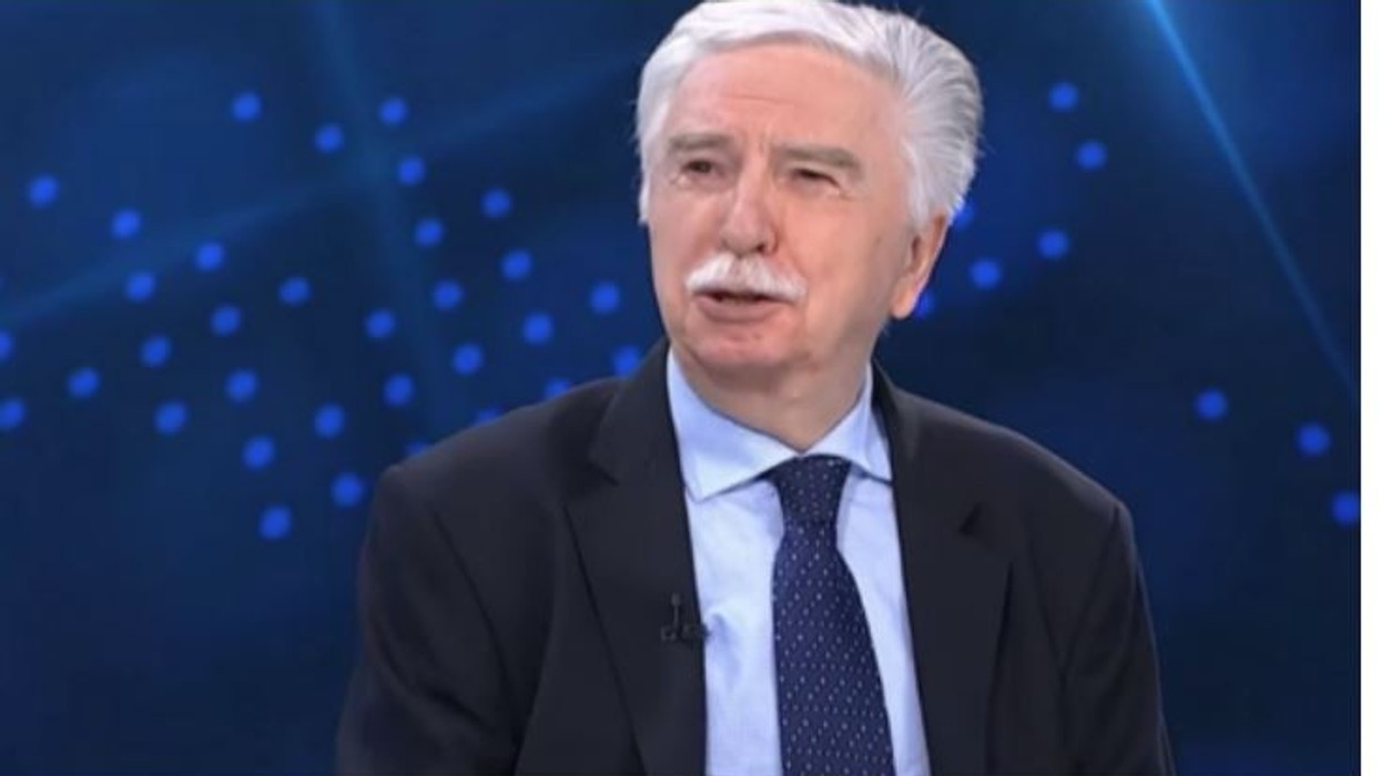 Televizioni pro-Vuçiq fton në studio një kriminel të dënuar për krime lufte në Kosovë