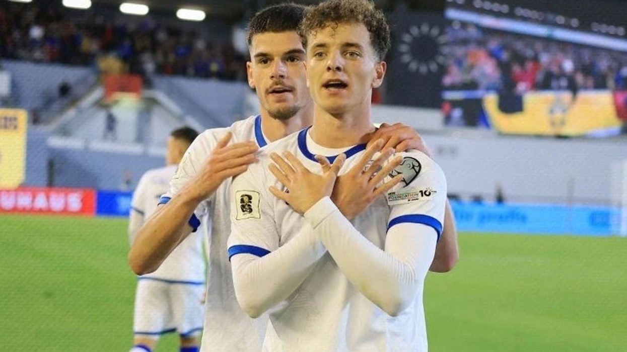 FISNIK ASLLANIIIIII! Kosova sërish barazon ndaj Sllovakisë