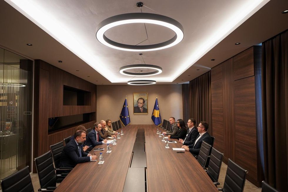 Abdixhiku takon Giaufret, flet edhe për presidentin: Përgjegjësia i takon shumicës, LDK e përgatitur për çdo proces zgjedhor