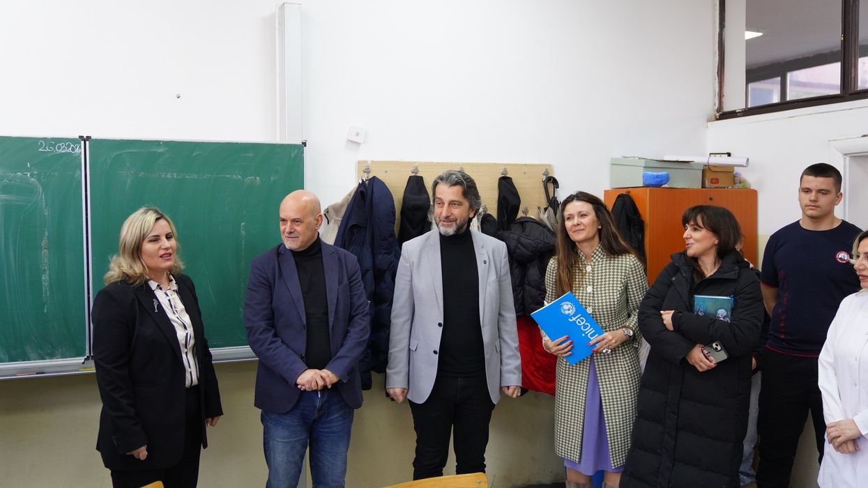 Vaksinimi kundër HPV-së në Prishtinë, Rama dhe UNICEF ndjekin nga afër procesin Vaksinimi kundër HPV-së në Prishtinë, Rama dhe UNICEF ndjekin nga afër procesin