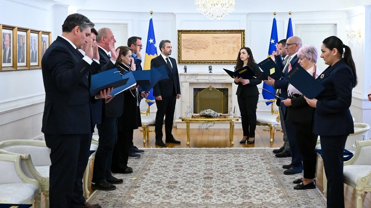 Nëntë anëtarë të rinj të KQZ-së betohen para Presidentes Osmani Nëntë anëtarë të rinj të KQZ-së betohen para Presidentes Osmani