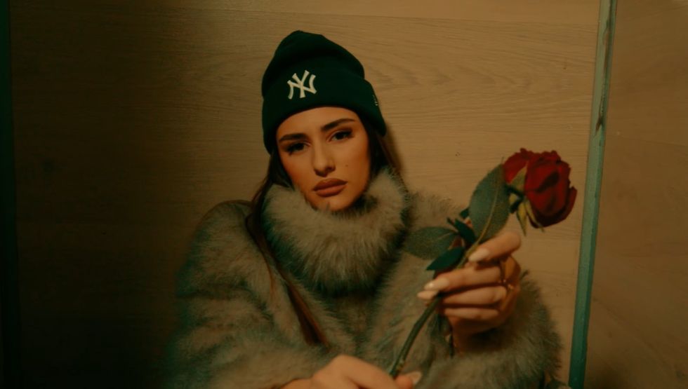 Rap-artistja e re Era Emurli sjell 