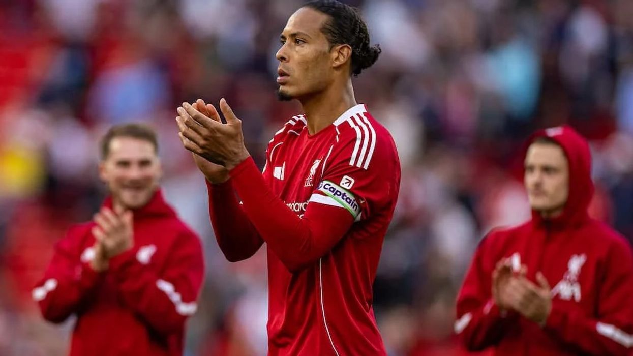 Liverpooli ofron 80 milionë euro për transferimit e zëvendësuesit të Van Dijk Liverpooli ofron 80 milionë euro për transferimit e zëvendësuesit të Van Dijk