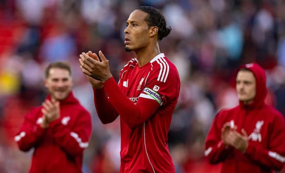 Liverpooli ofron 80 milionë euro për transferimit e zëvendësuesit të Van Dijk